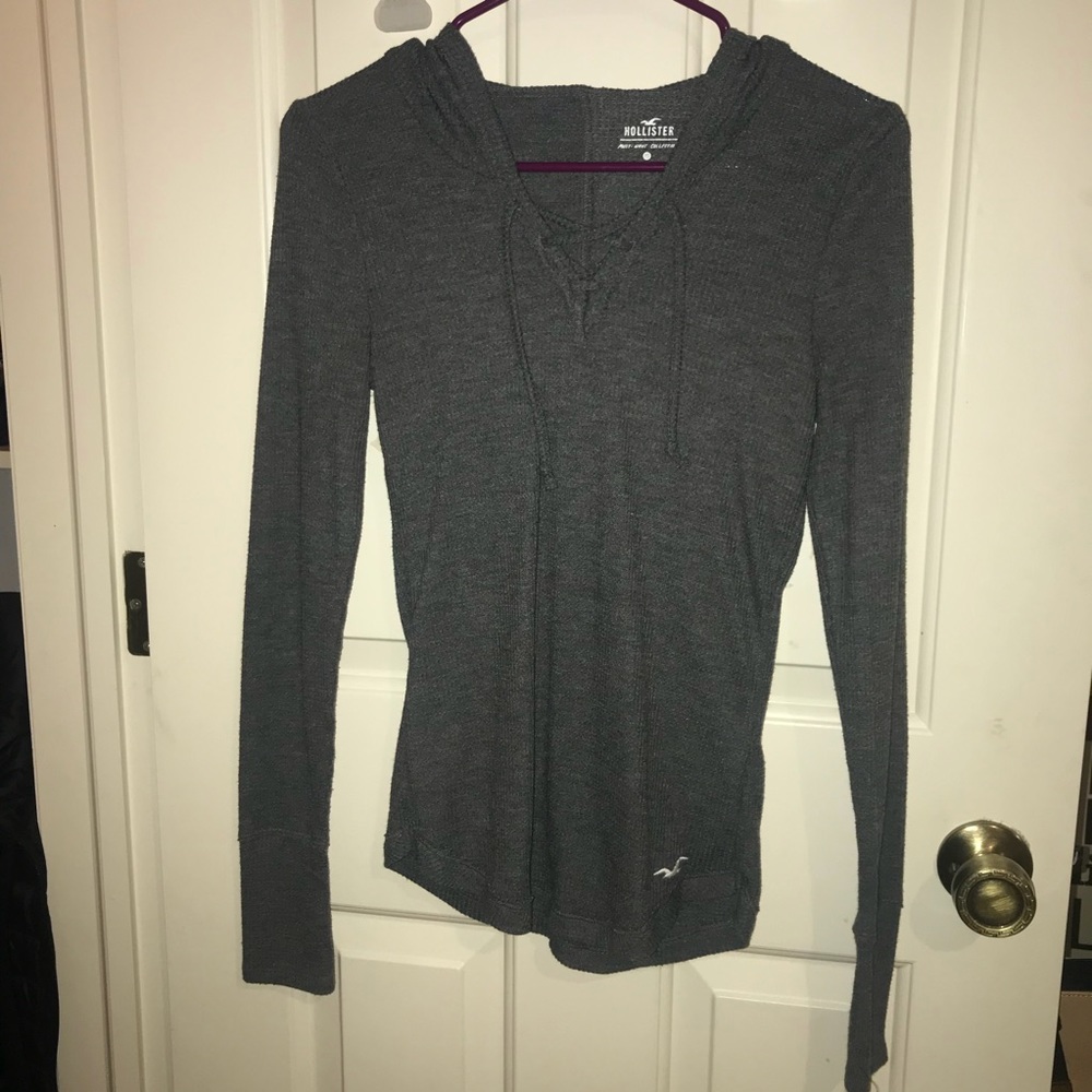 Hollister Cris Cross Sweater